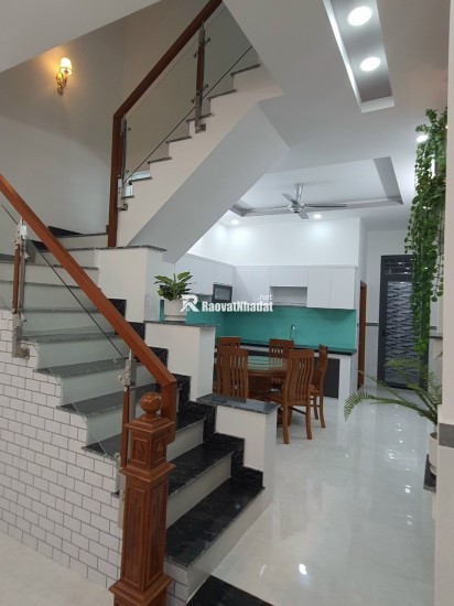 Linh Xuân Thủ Đức Bán nhà mới đường số 6 LH 0909428959.